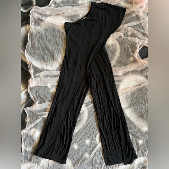 Zen Knits Comfy Cape One Shoulder Jumpsuit Size XS & XXS, Colors Black & Blue - Picture 2 of 14